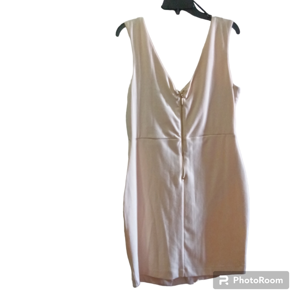 Dress - Picture 2 of 7
